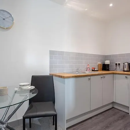 Modern 1 Bedroom Leeds