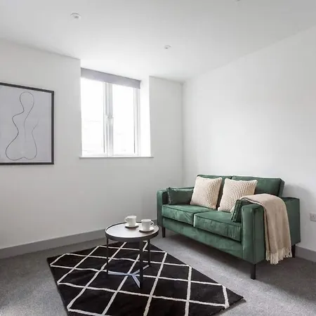 Modern 1 Bedroom Διαμέρισμα *