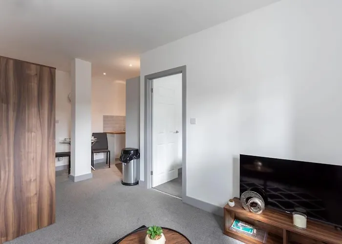 Modern 1 Bedroom דירה לידס